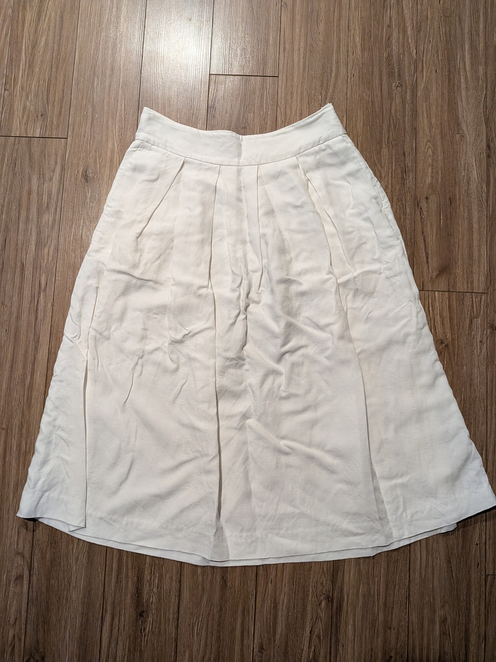 Wilfred White Linen Pleated Midi Skirt
